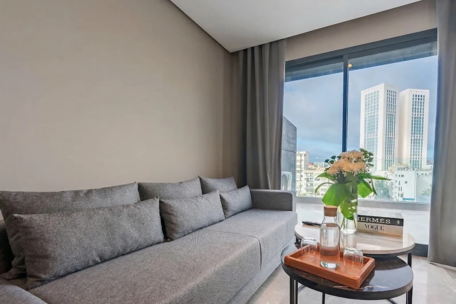 Casablanca City Center – suite interior with city view, Maarif
